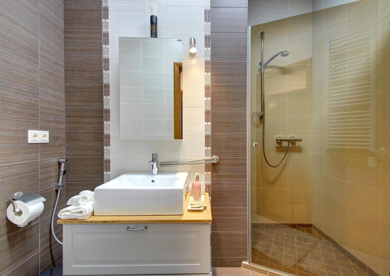 Helios 19 Luxury Vilnius Apartment Экстерьер фото