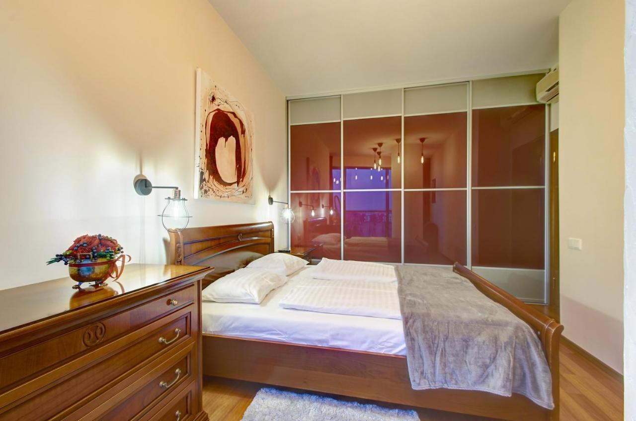Helios 19 Luxury Vilnius Apartment Экстерьер фото