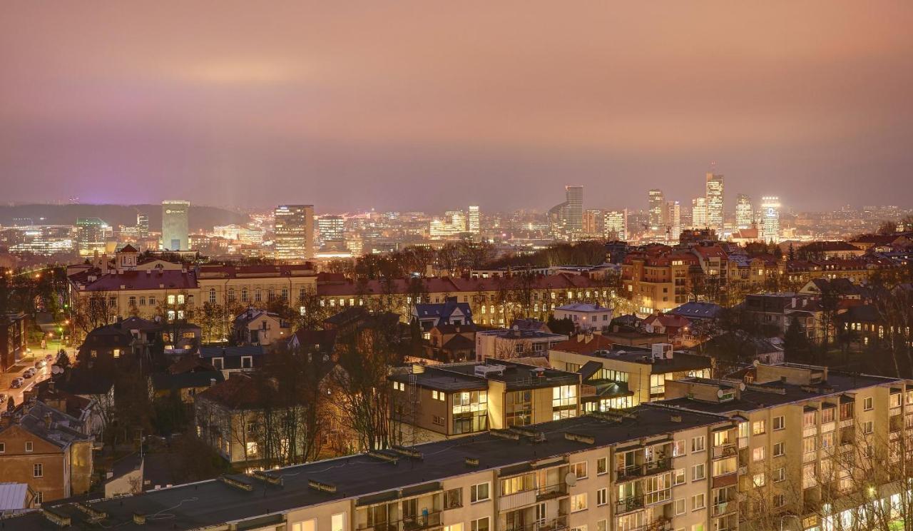 Helios 19 Luxury Vilnius Apartment Экстерьер фото